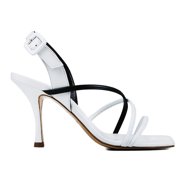 Sandals in white and black leather with back strap