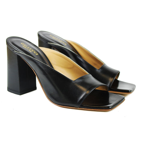 Sandal open toe in black calfskin